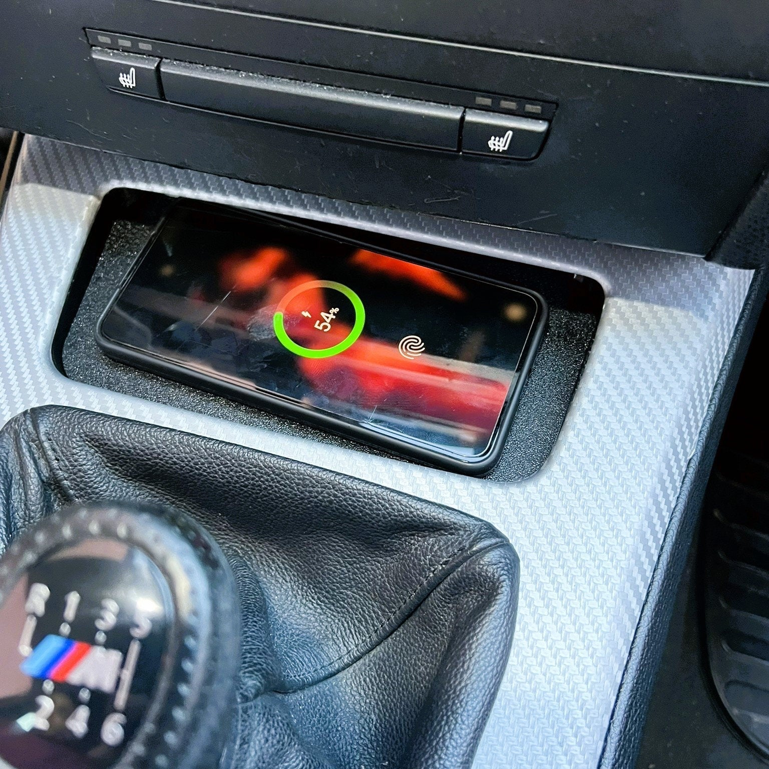 Kabelloses Ladepad für BMW 3er - Serie (E90, E91, E92, E93) - Exact Designs