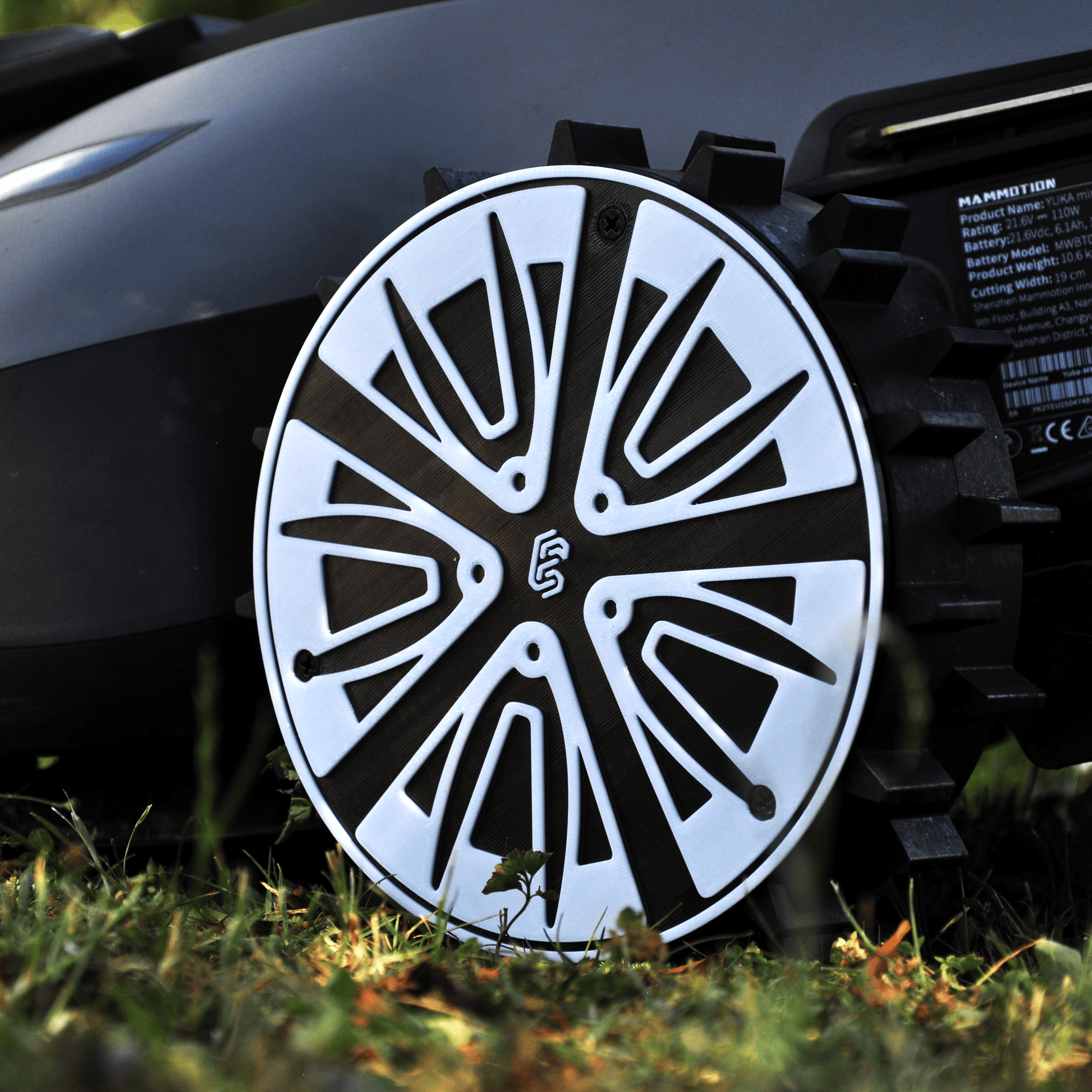 Mammotion Yuka Mini – Radabdeckung im sportlichen Stil - Exact Designs