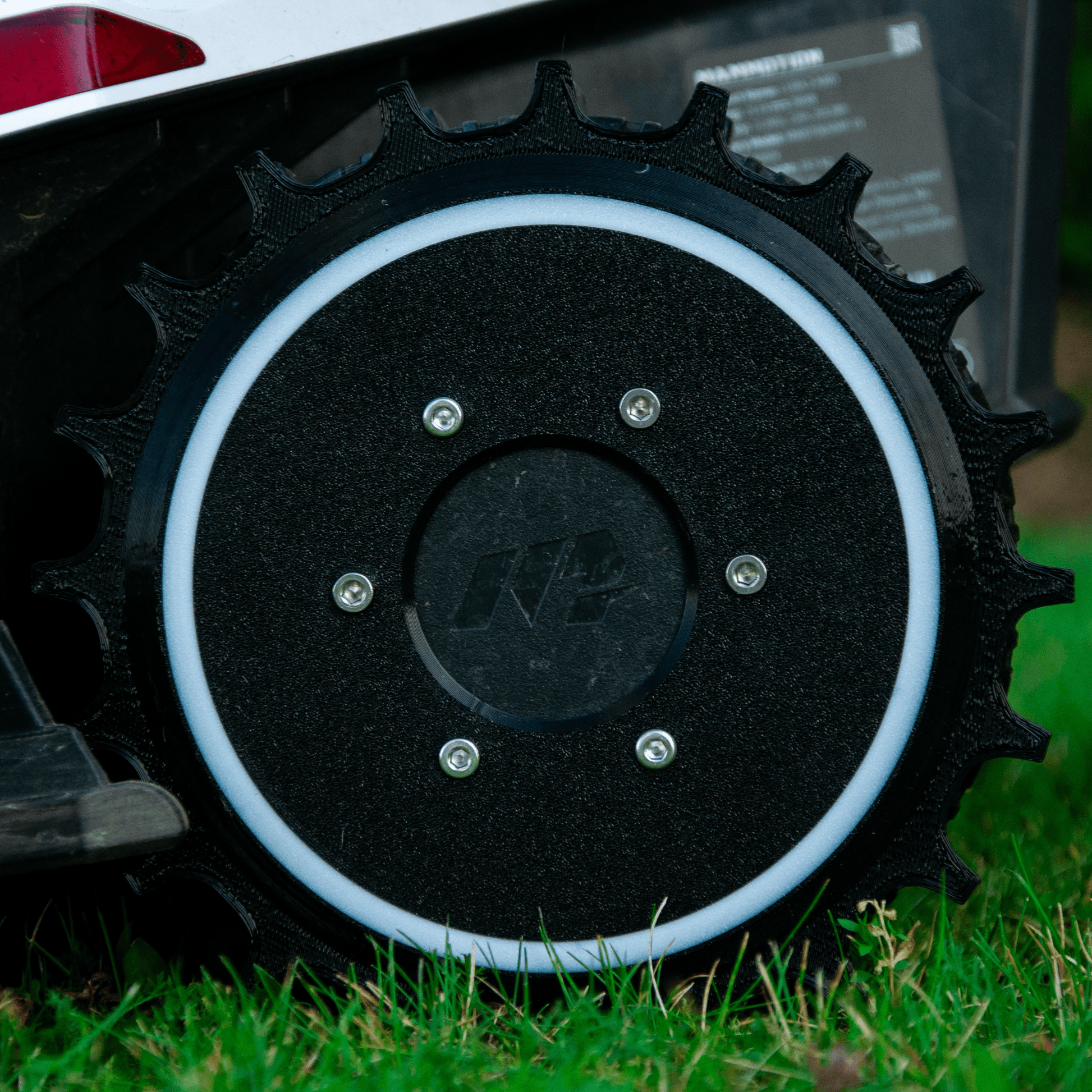 Radabdeckungen mit Spikes für Mammotion Luba 1 / 2 / 2X / Mini - Exact Designs