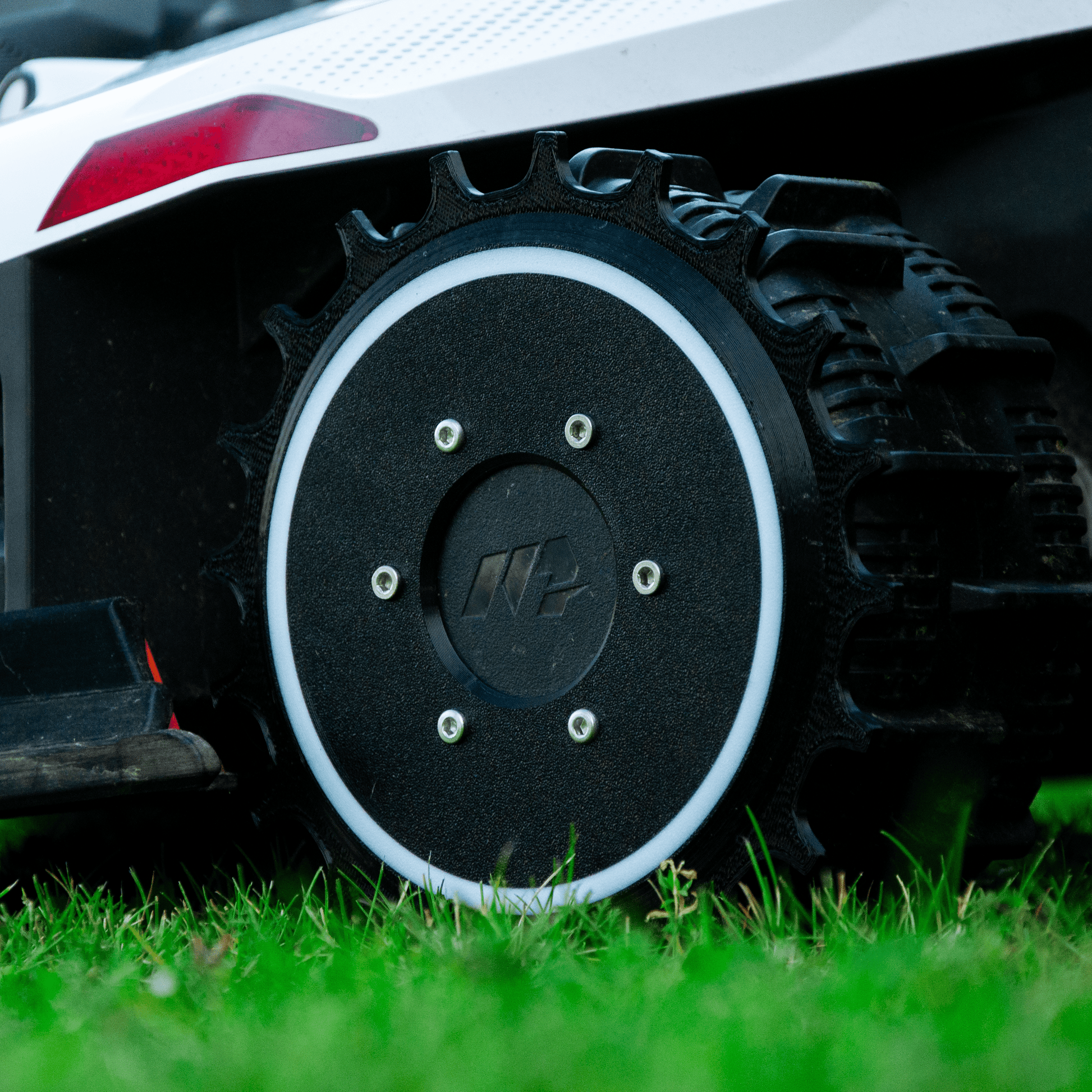 Radabdeckungen mit Spikes für Mammotion Luba 1 / 2 / 2X / Mini - Exact Designs